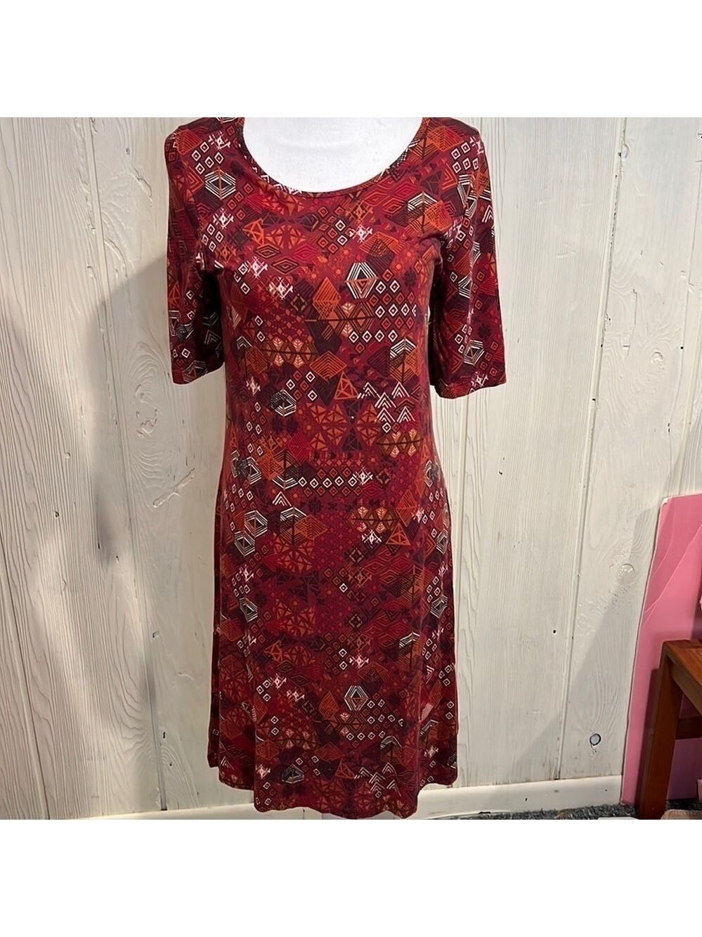 Isle A Line Aztec Dress Size 12 Short Sleeve